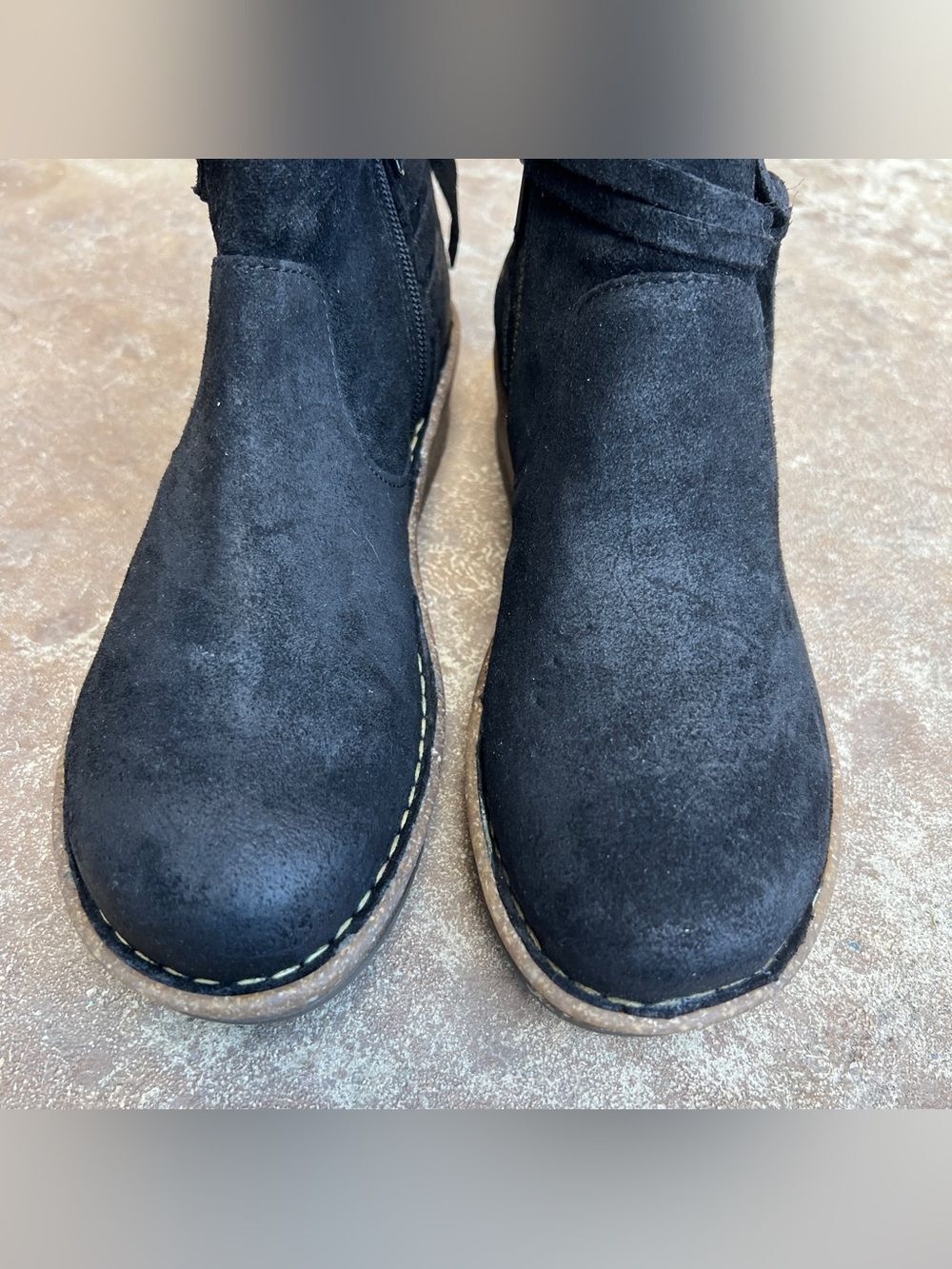 NEW Born Vaughn Women's Black Suede Ankle Wedge Booties Sz 8 - Picture 5 of 10